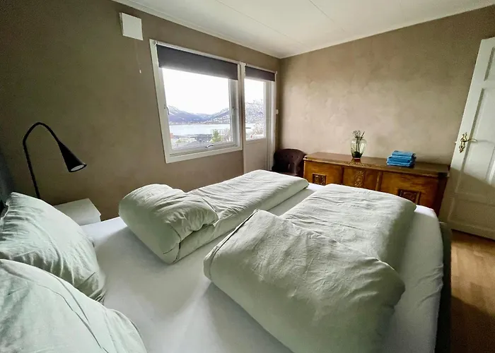 Penthouse With Panorama View And Great Location!